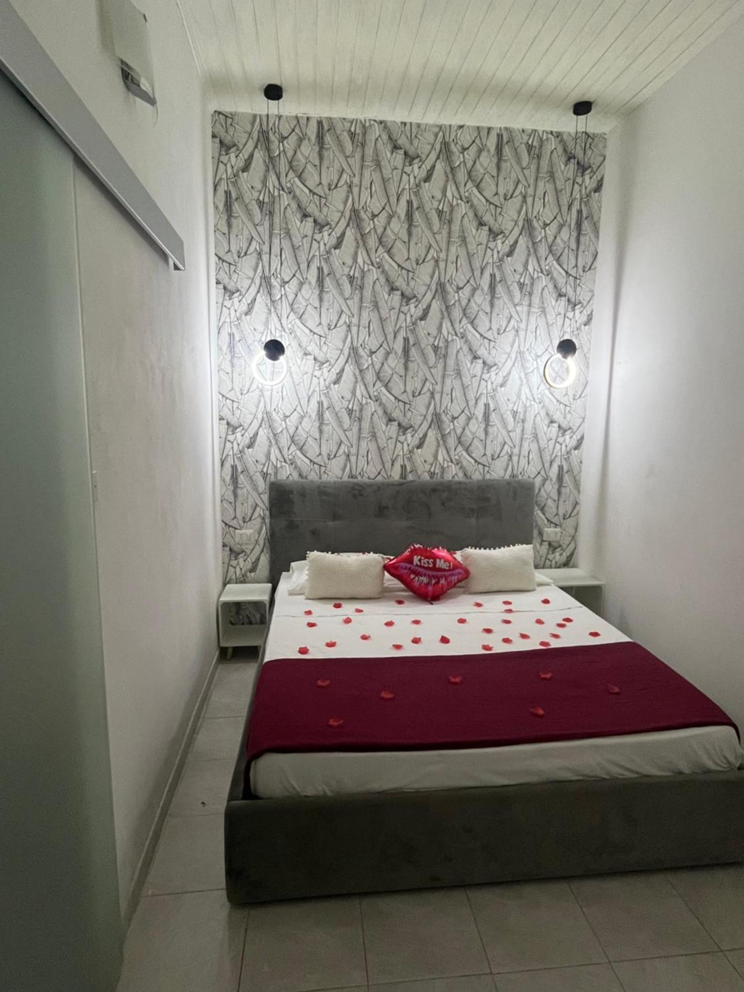 B&B Regina Rooms Avola Buitenkant foto